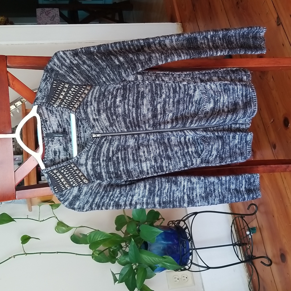 Women's zip up sweater